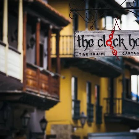 The Clock & Hostal *