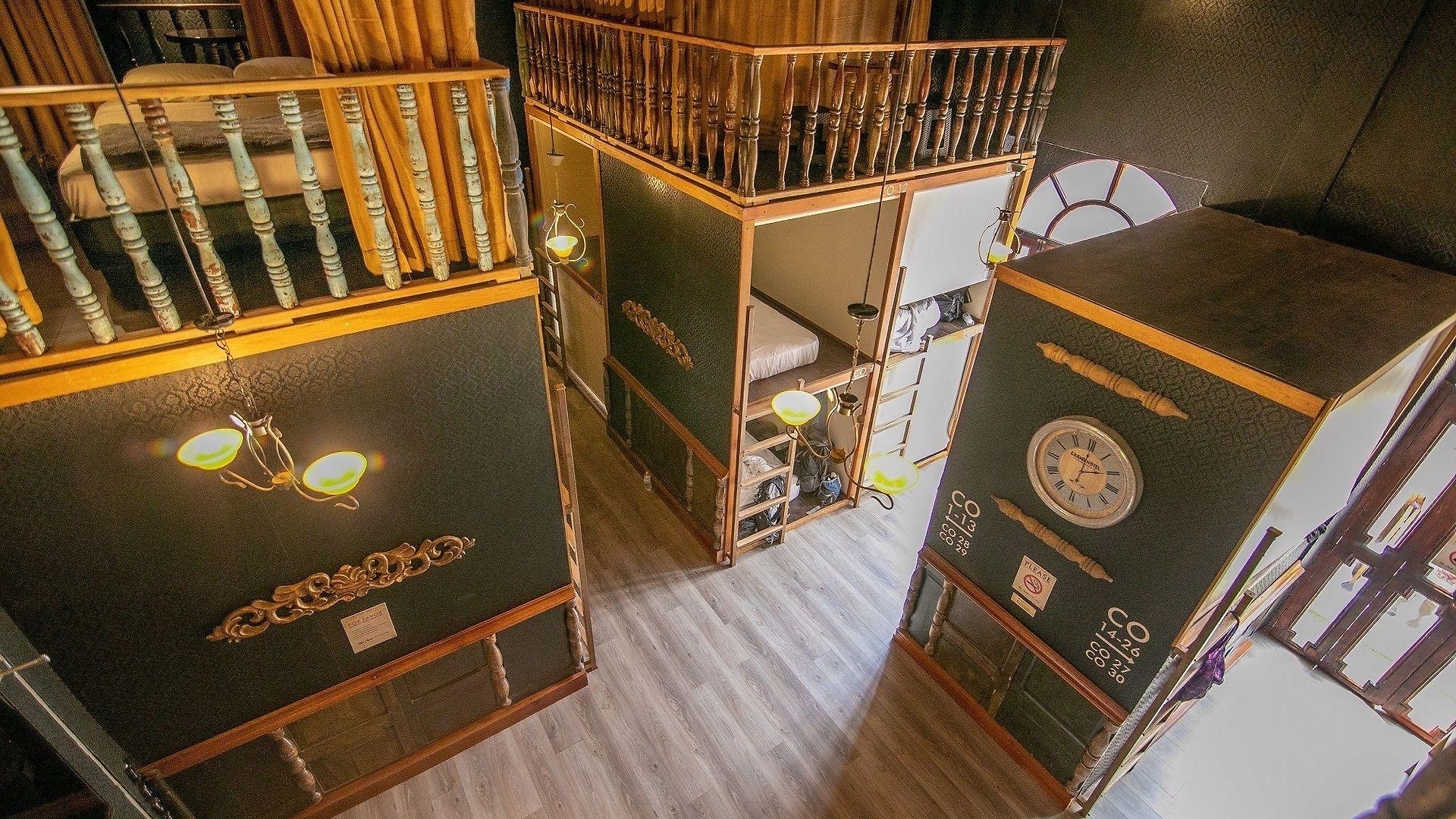 Hostal The Clock & Cartagena