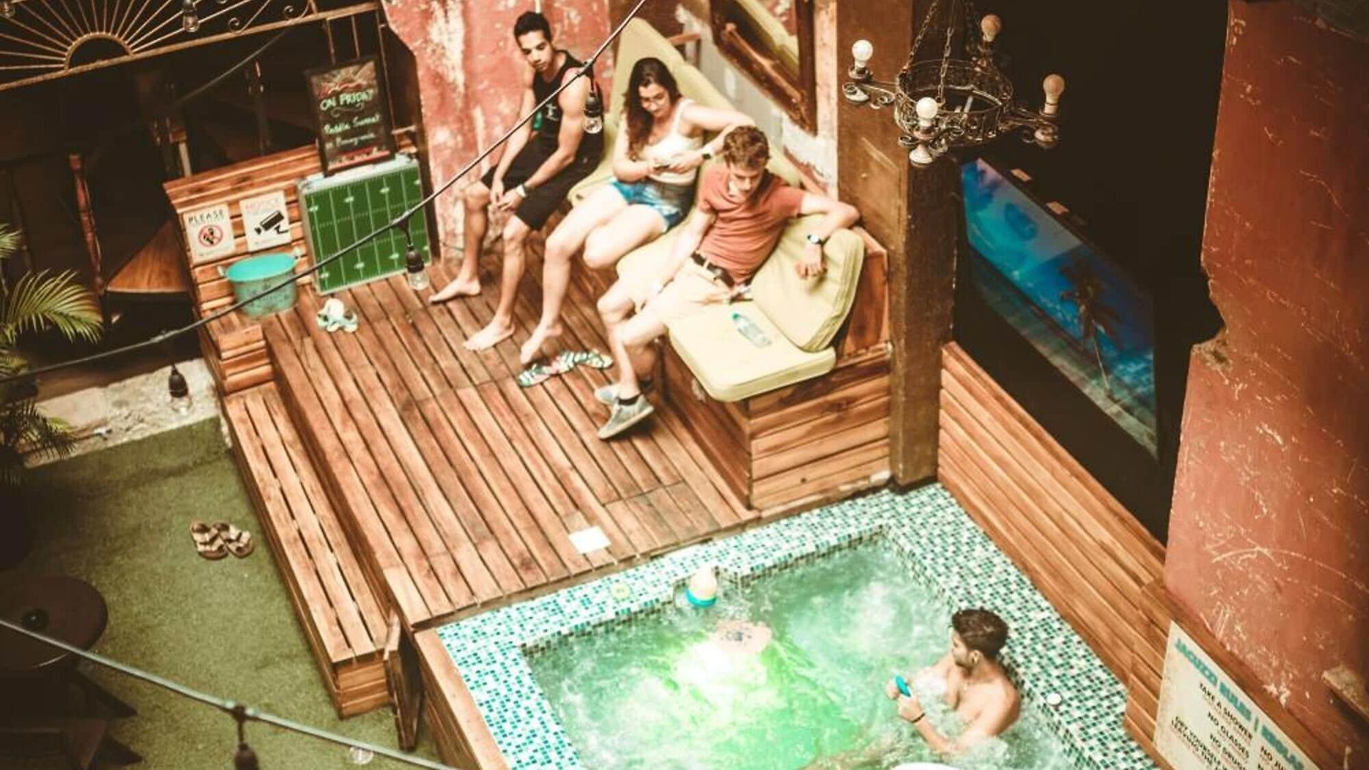 The Clock & Hostal Cartagena