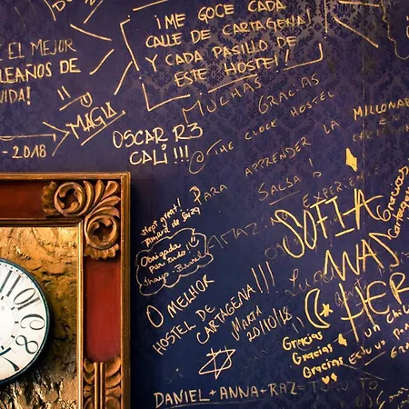 Hostal The Clock & Cartagena